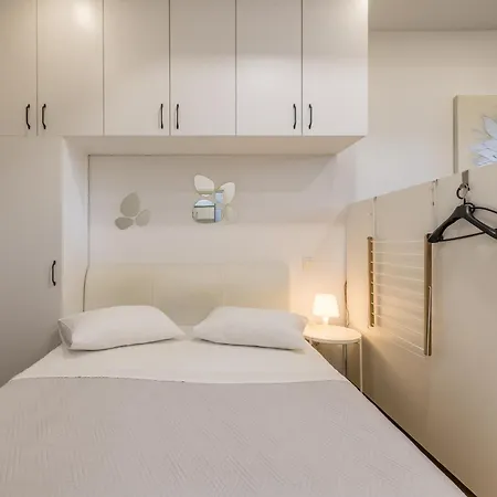 Twins Apartment